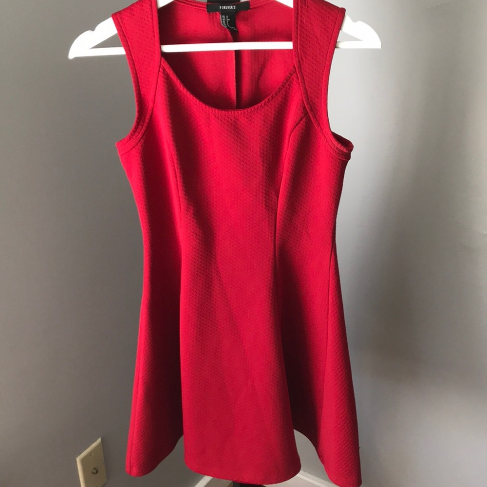 Red Sleeveless Dress